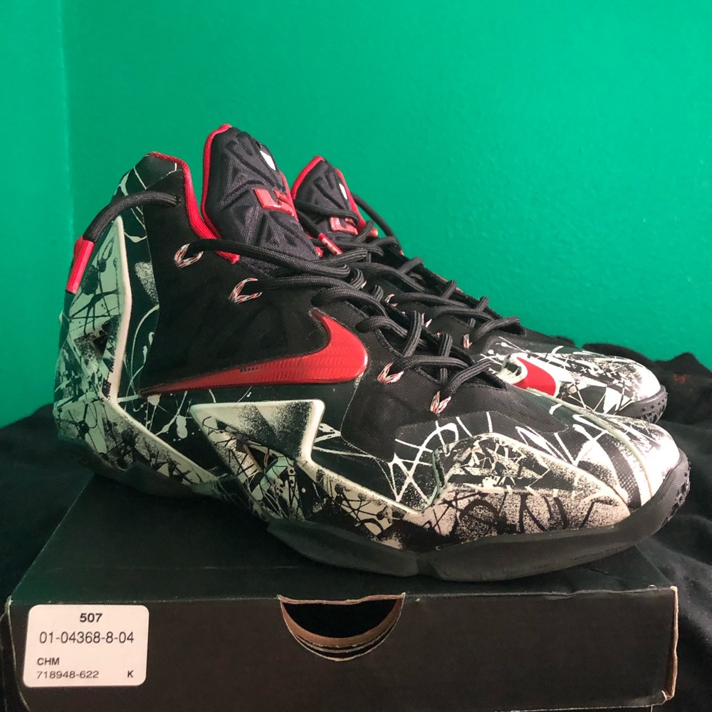 Nike Lebron 11 Graffiti